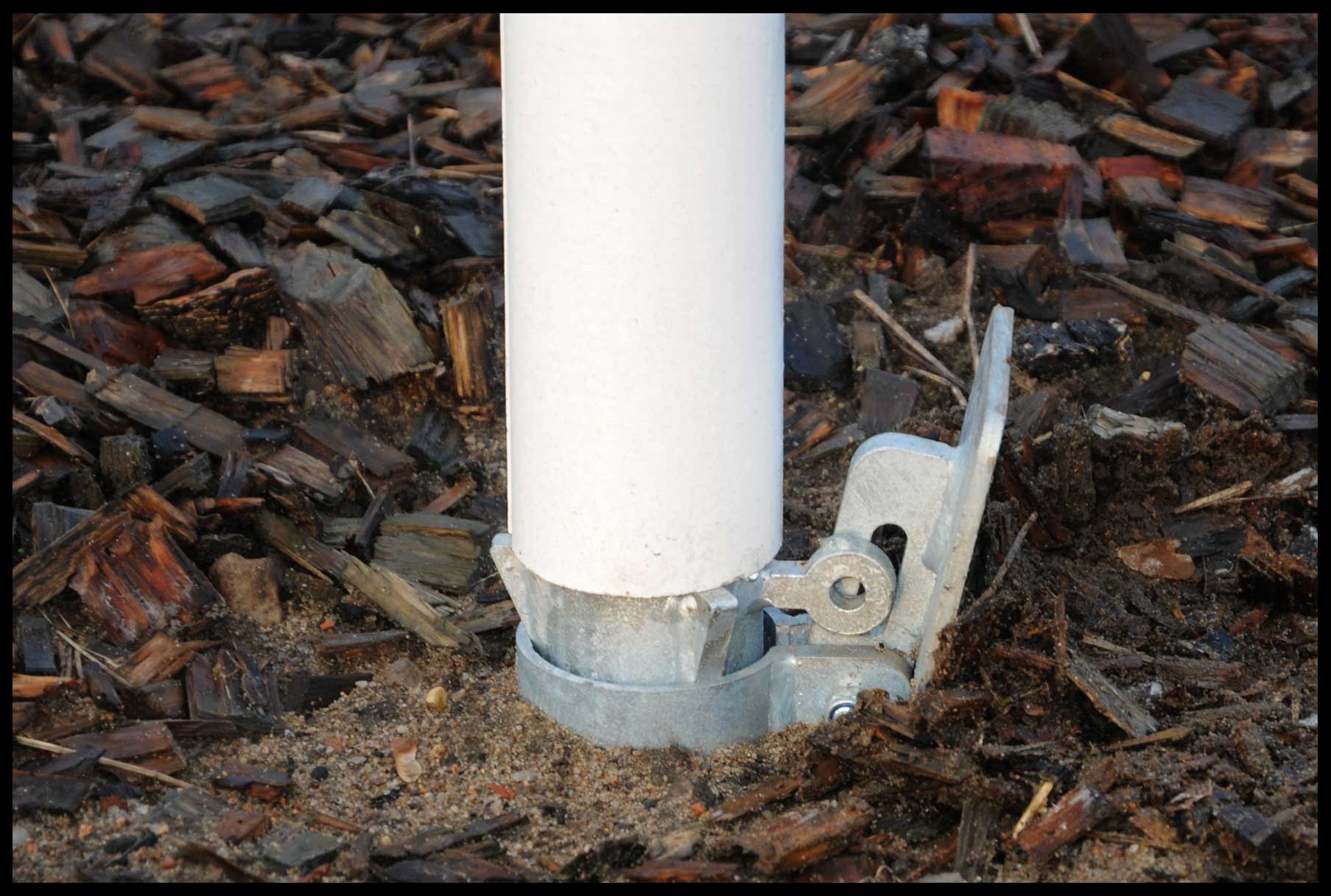 Glasfiber flagstang til fortov 4 meter inkl. jorddel.