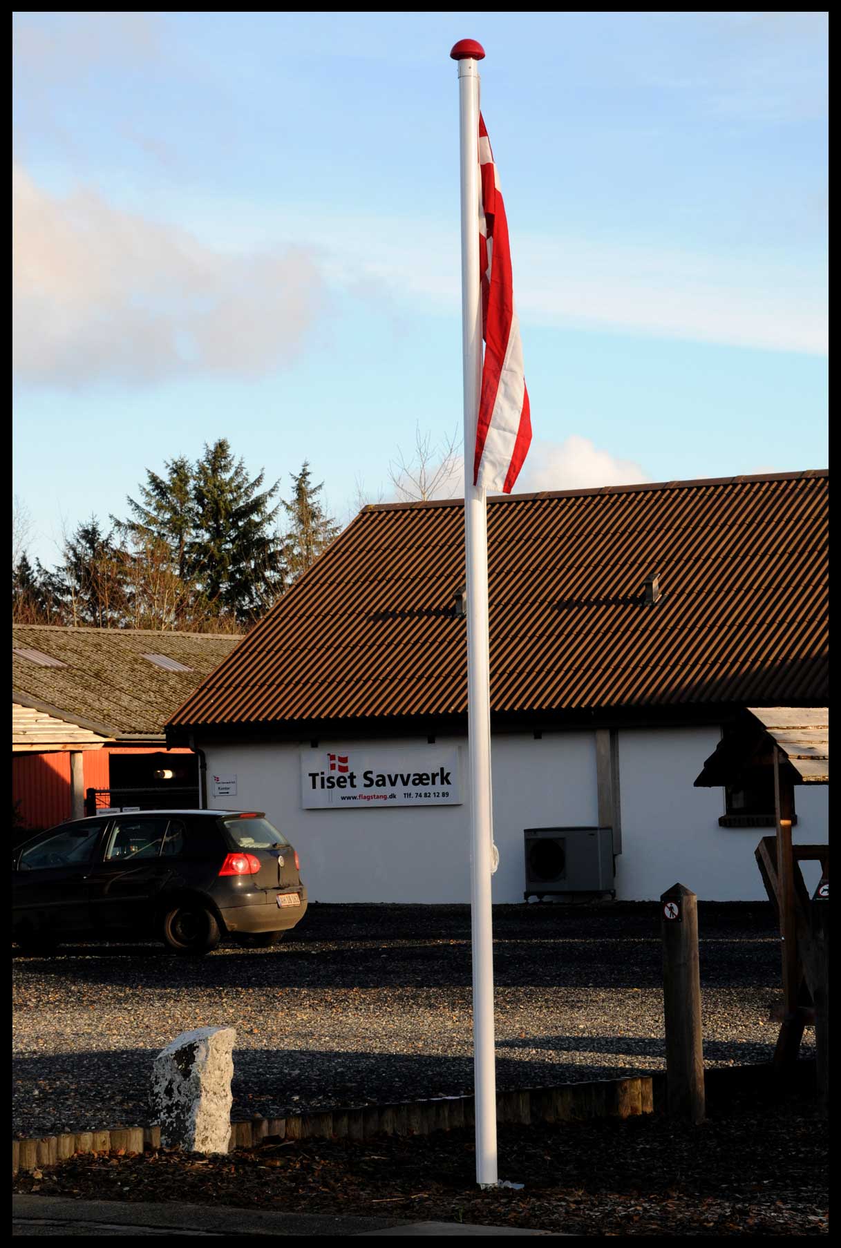 Glasfiber flagstang til fortov 4 meter inkl. jorddel.